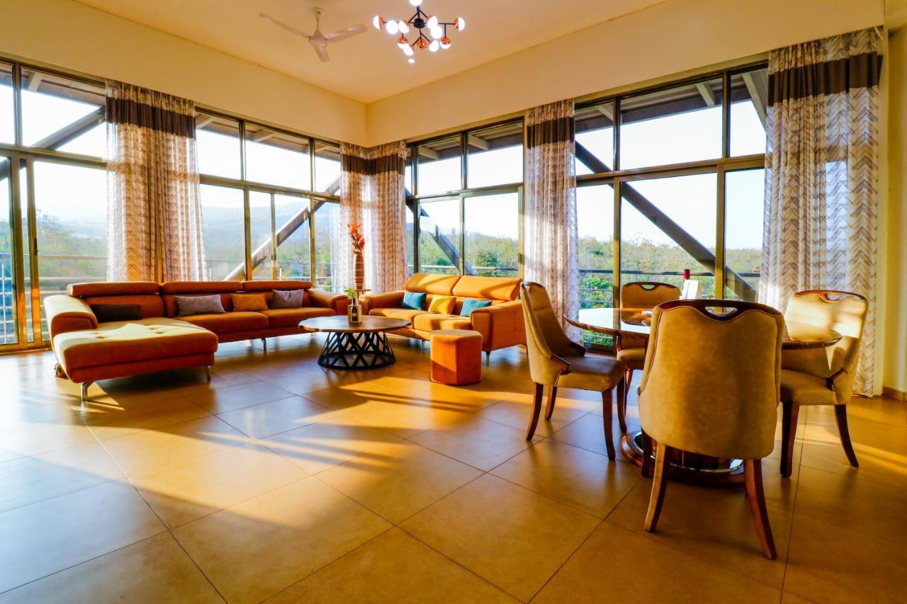 Grape County Eco Resort & Spa, Nashik Eksteriør billede