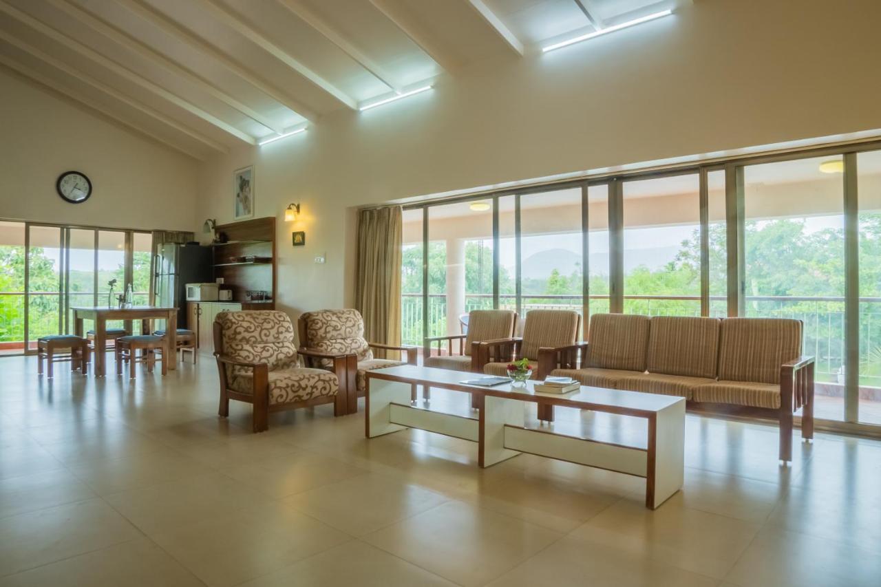 Grape County Eco Resort & Spa, Nashik Eksteriør billede