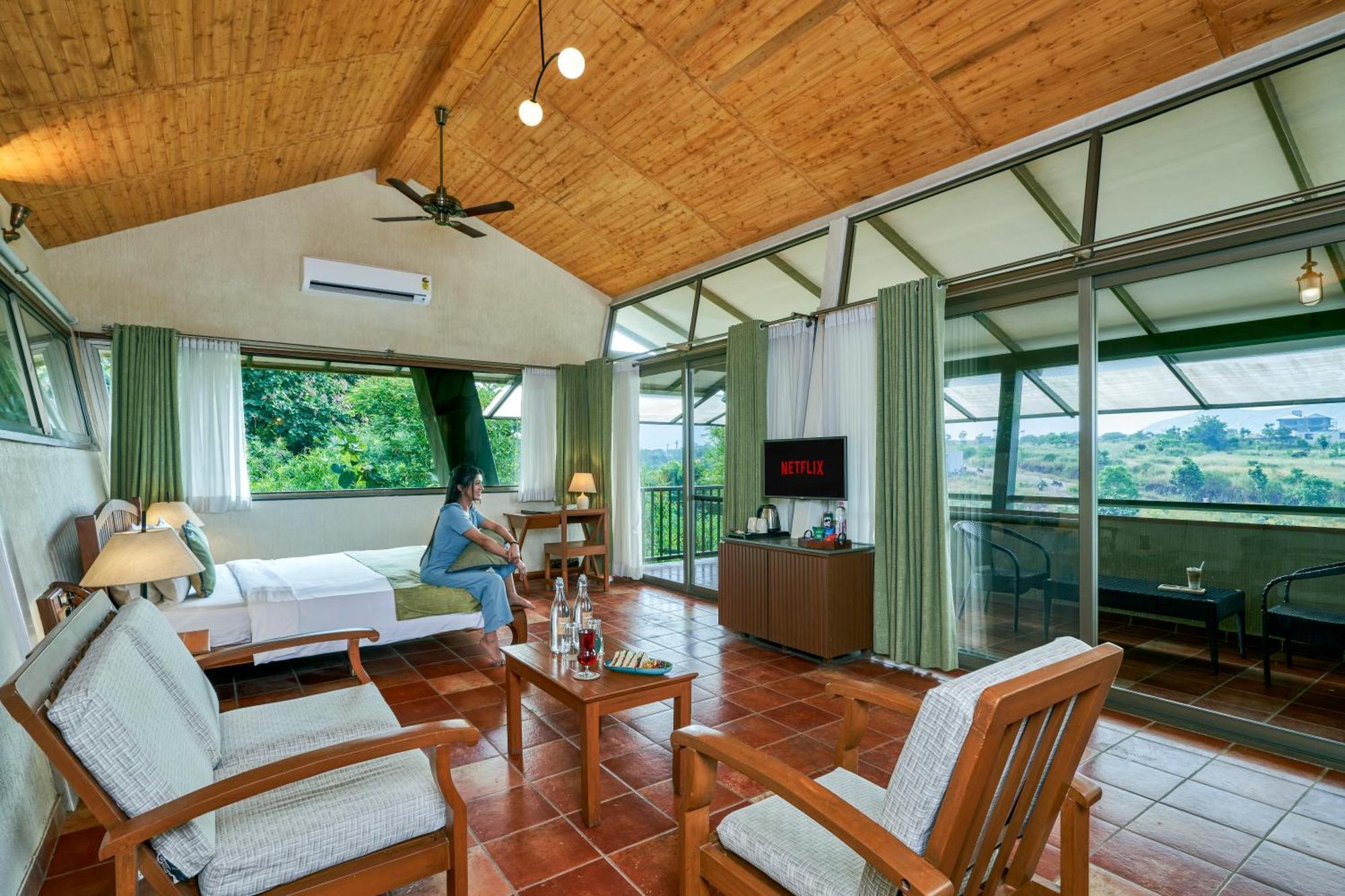 Grape County Eco Resort & Spa, Nashik Eksteriør billede