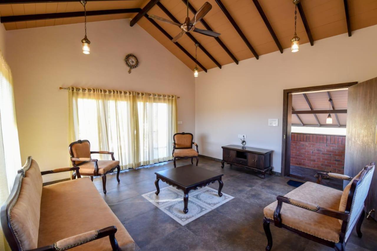 Grape County Eco Resort & Spa, Nashik Eksteriør billede